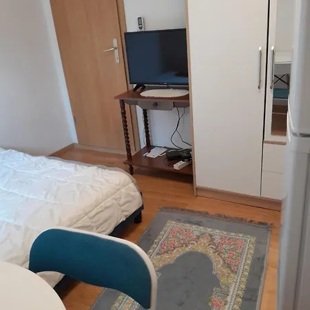 Levinja *